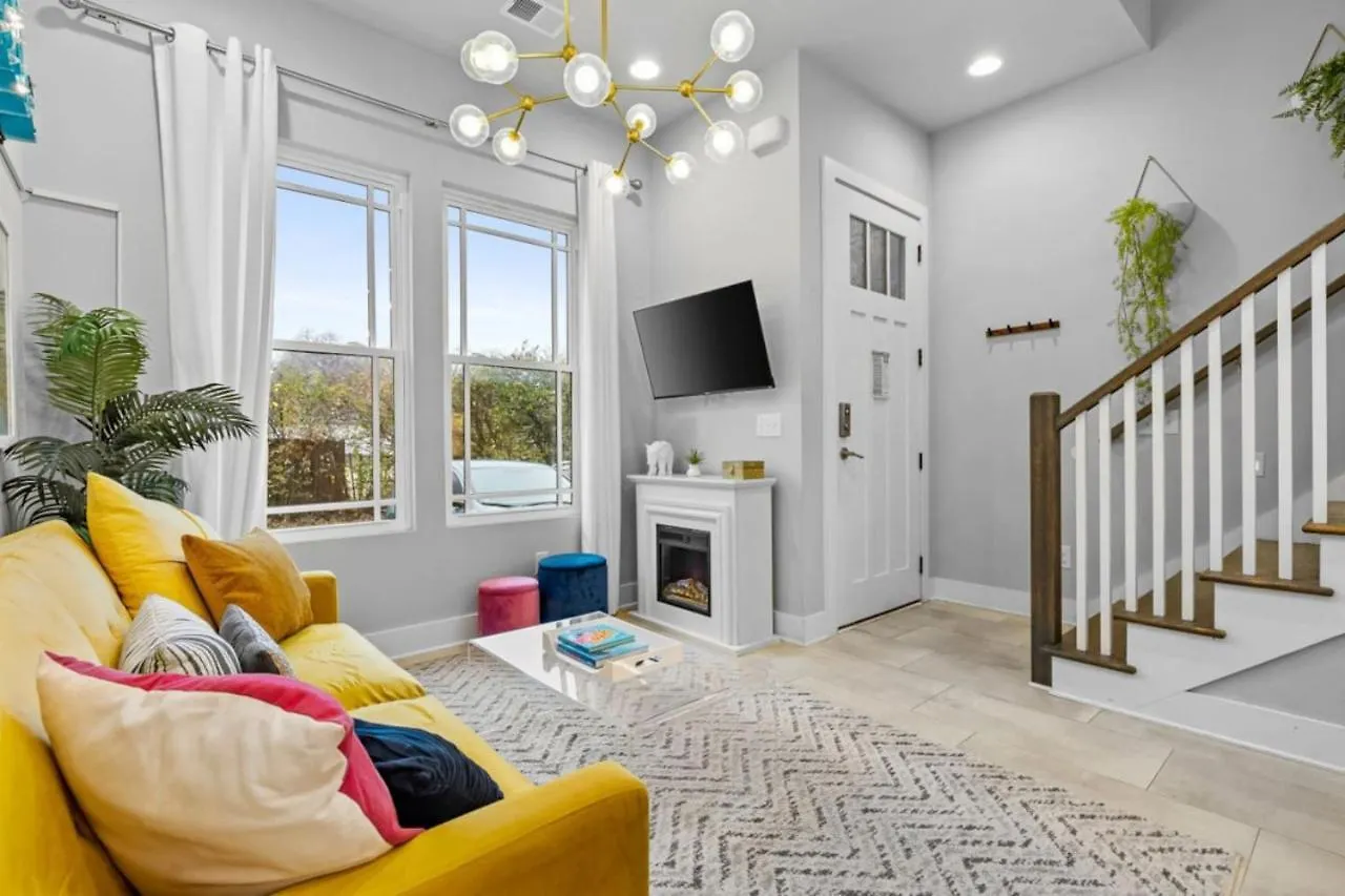 נאשוויל City Heights - Broadway Designer Condo
